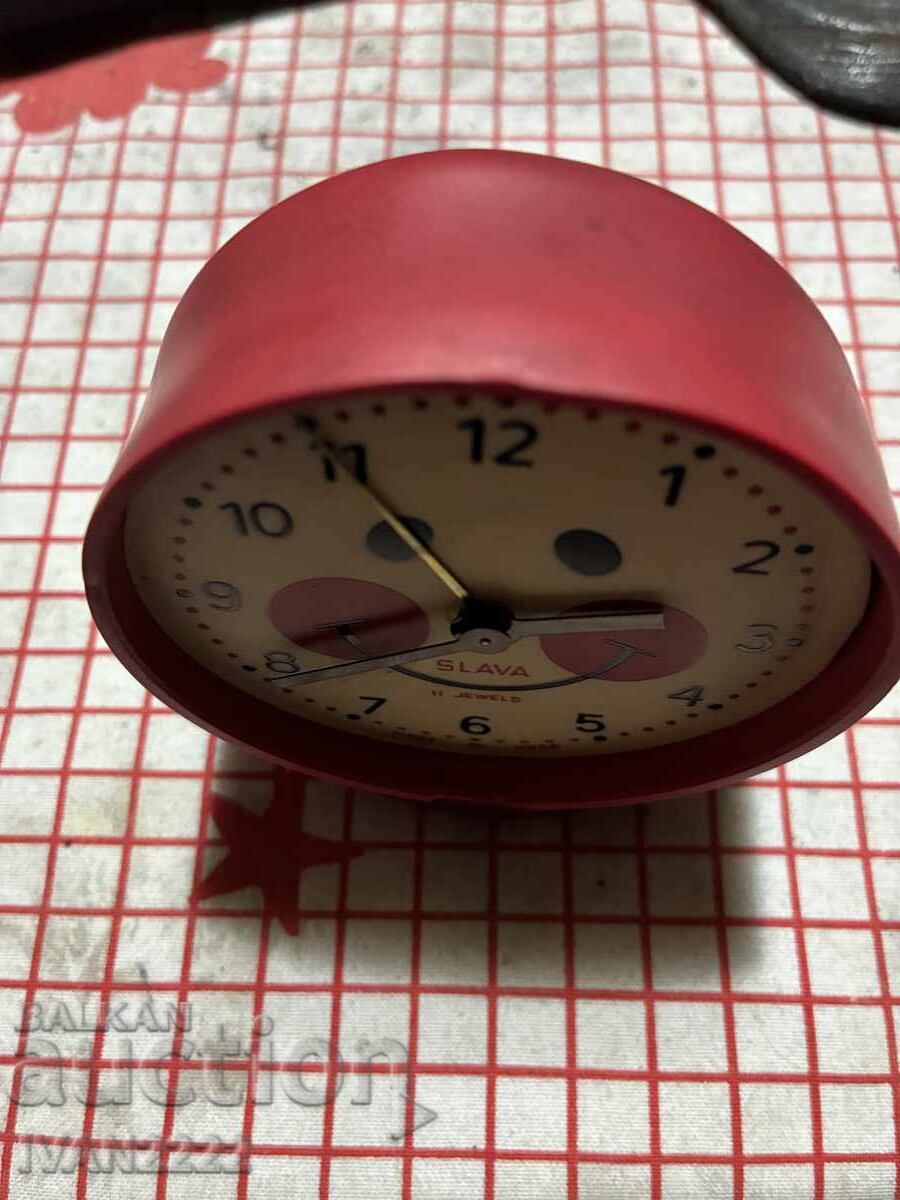 Аукцион Продавам стар часовник Аукцион Продавам стар часовник