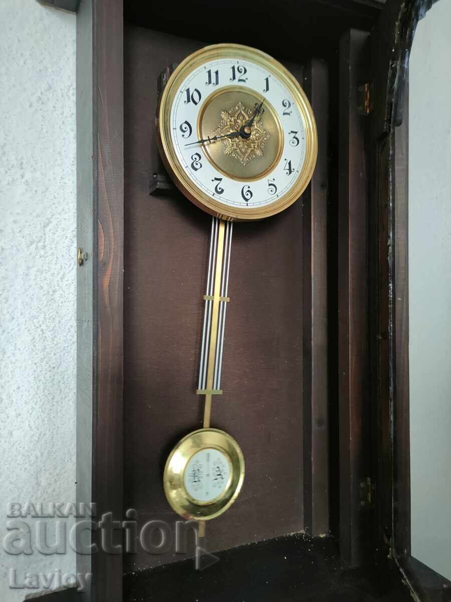 Δημοπρασία Επιτοίχιο ρολόι με εκκρεμές (νέο ρετρό στυλ) Β.Ζ.Γ Δημοπρασία Επιτοίχιο ρολόι με εκκρεμές (νέο ρετρό στυλ) Β.Ζ.Γ