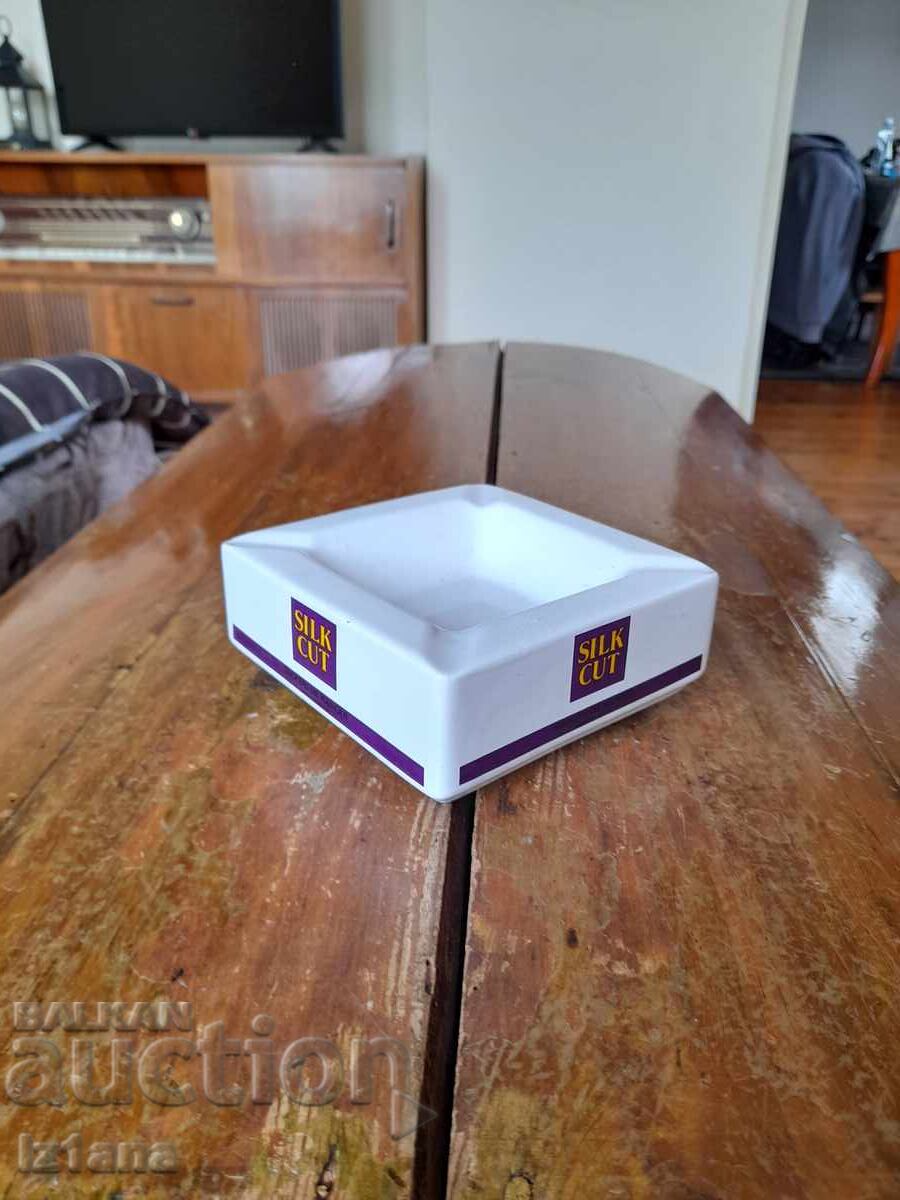 Στάρ τασάκι Silk Cut Στάρ τασάκι Silk Cut