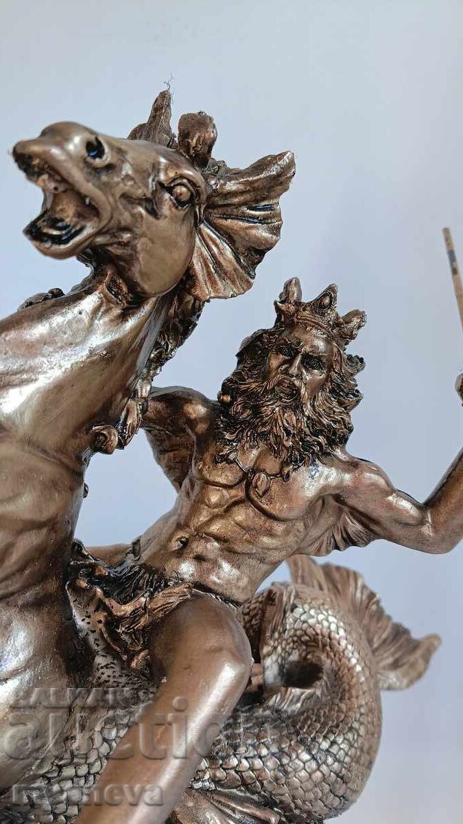 Poseidon antic grecesc zeu al mărilor și oceanelor cu preț € 70.00 | 136.91 BGN