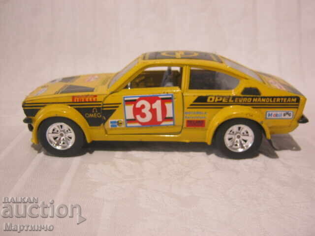 Аукцион Стар модел количка Opel Kadet GT/E Rally 1/24 Burago