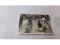 Photo Sofia Two women girl and baby in stroller