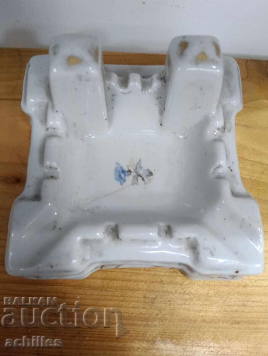 Bulgarian porcelain ashtray Baba Vida with price € 5.00 | 9.78 BGN Bulgarian porcelain ashtray Baba Vida with price € 5.00 | 9.78 BGN