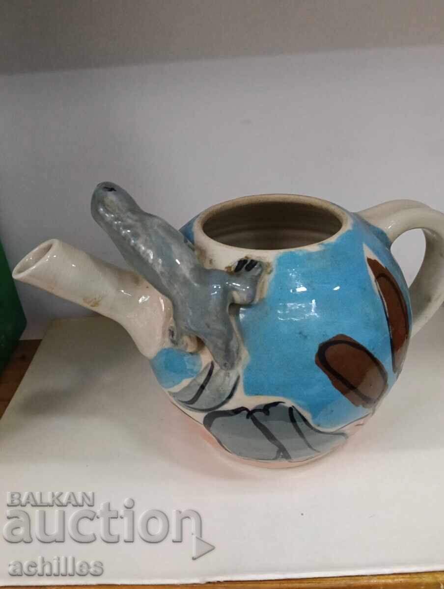 Ενδιαφέρον βραστήρας με σαύρα Ενδιαφέρον βραστήρας με σαύρα