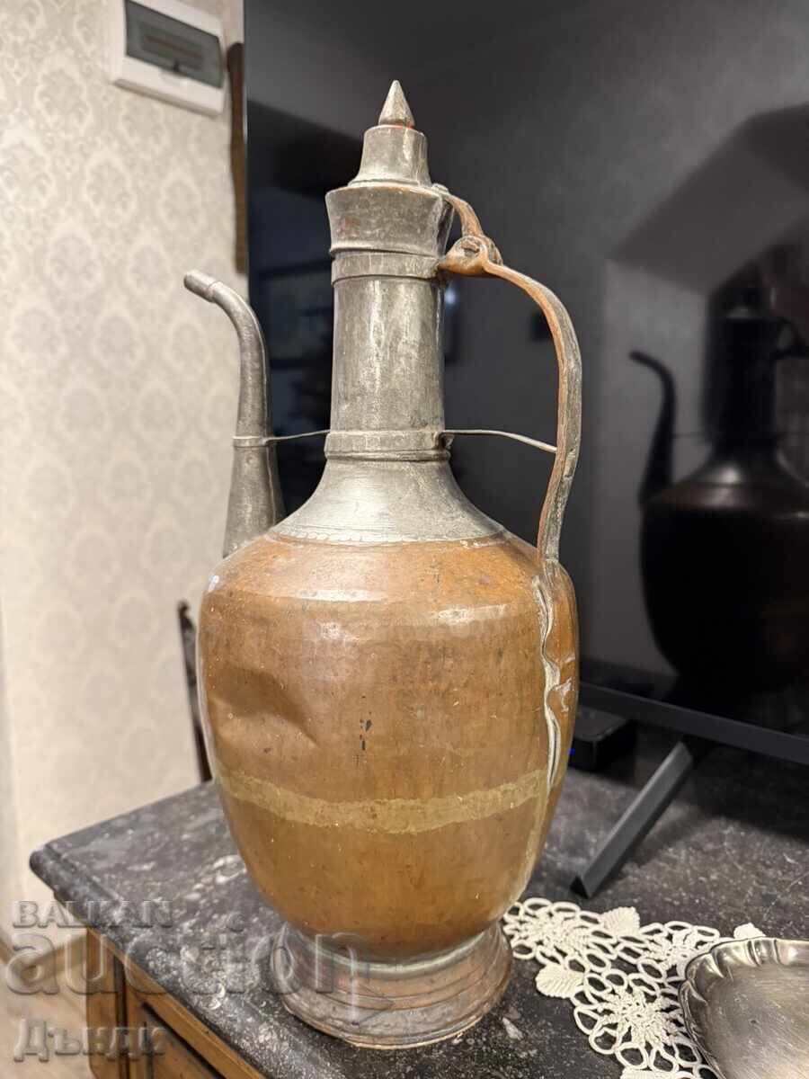 Стар гюм ибрик с цена € 220.00 | 430.28 лв.