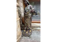 Статуи бронзови