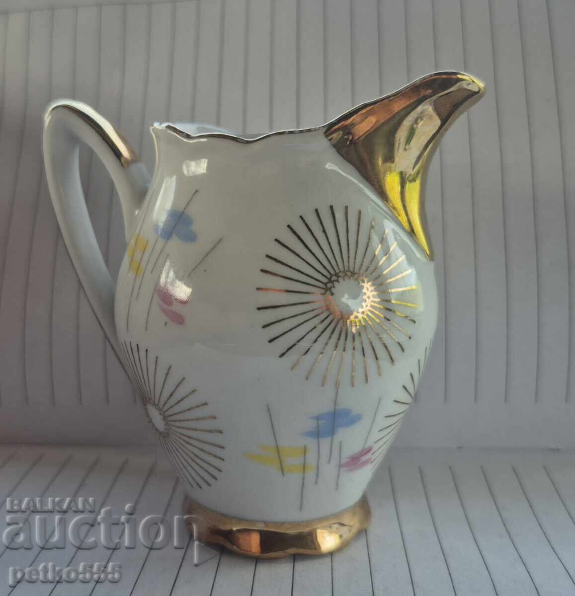 СТАРА ПОРЦЕЛАНОВА КАНИЧКА ЗА МЛЯКО