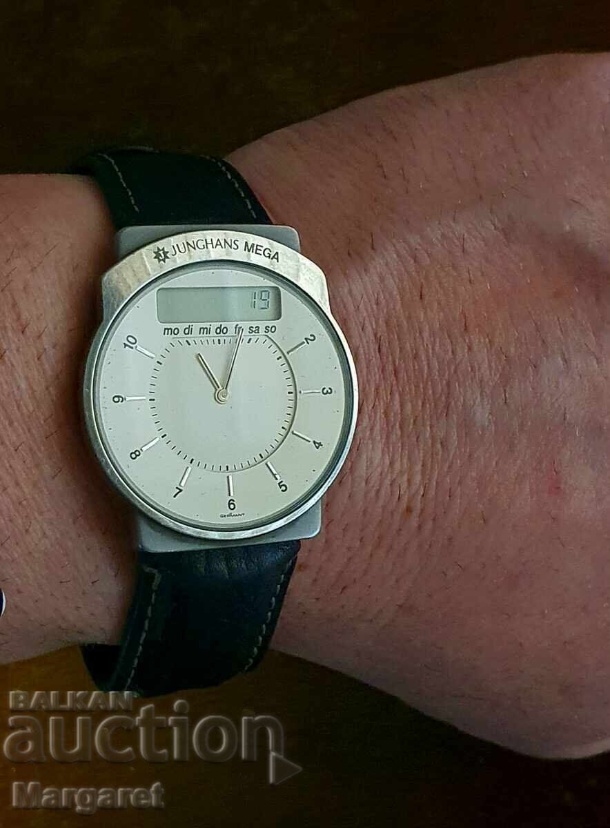 Рядък часовник Junghans mega с цена € 80.00 | 156.47 лв.