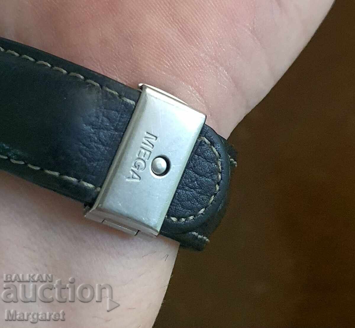 Доставка на Рядък часовник Junghans mega