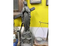 Фигура статуя метална