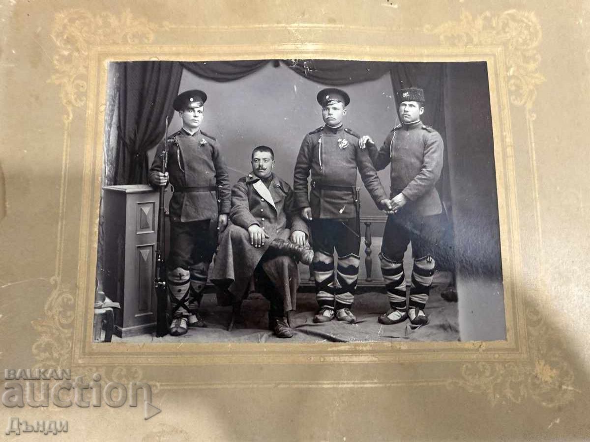 Стара снимка в рамка кабинет портрет