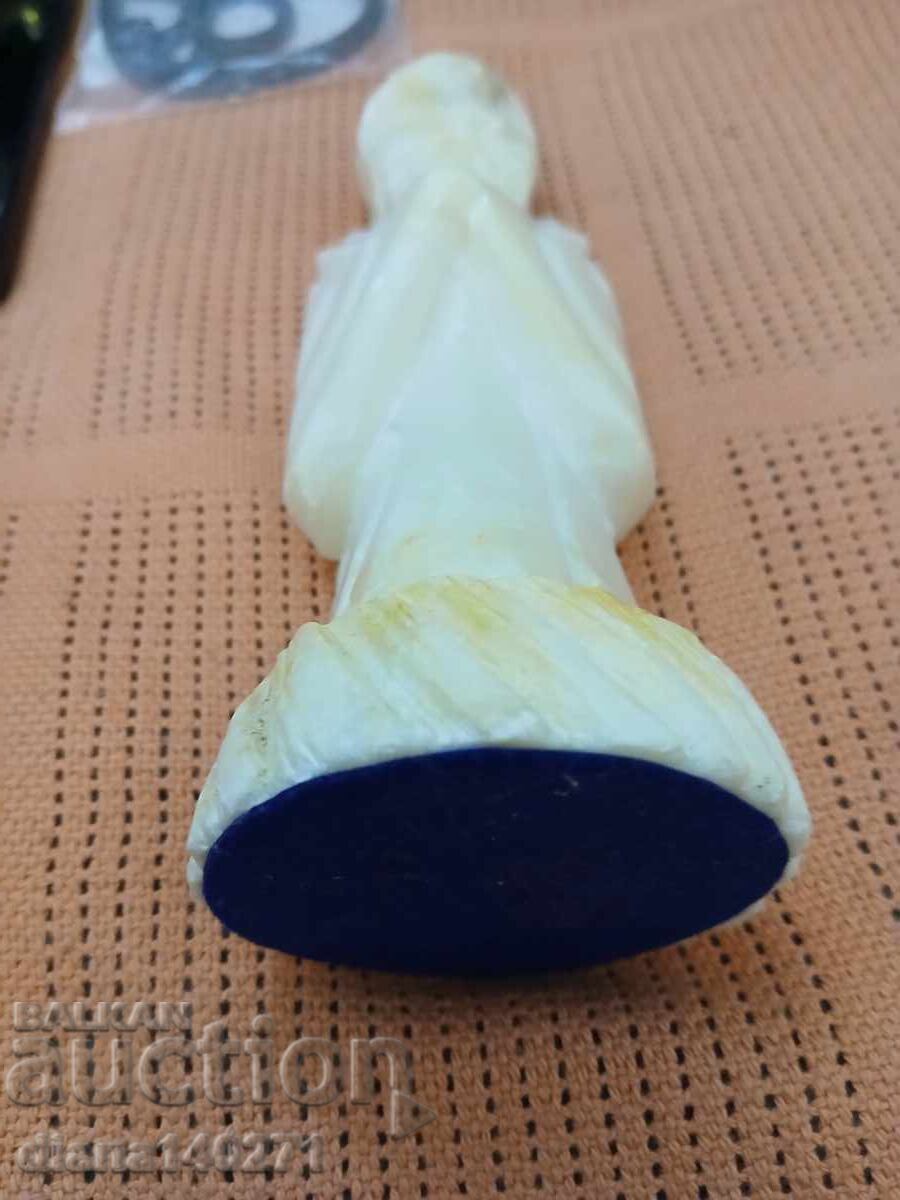 Statuetă de marmură 19 cm cu preț € 6.00 | 11.74 BGN