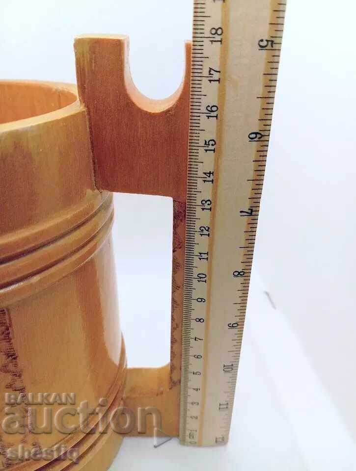 Rar Colecționar Exemplar Cană din Lemn Sculptată Manual cu preț € 40.00 | 78.23 BGN