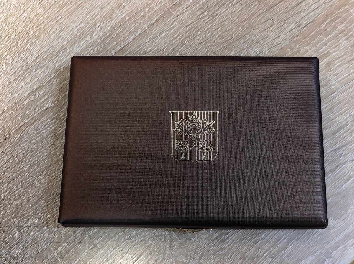 Set Proof Vatican 2011 în Cutie cu preț € 194.29 | 380.00 BGN