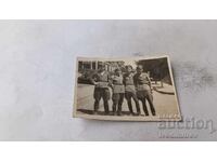 Снимка София Войници на площад Света Неделя