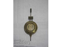 Mecanism mic pentru ceas de perete vechi