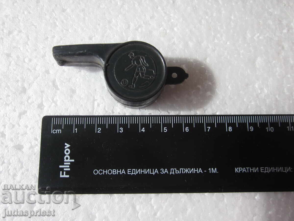 ποδοσφαιρική σφυρίχτρα από την εποχή του σοσιαλισμού, ποδοσφαιρικός σύλλογος ΤΣΣΚΑ ΤΣΖ με ποδοσφαιριστή - 7