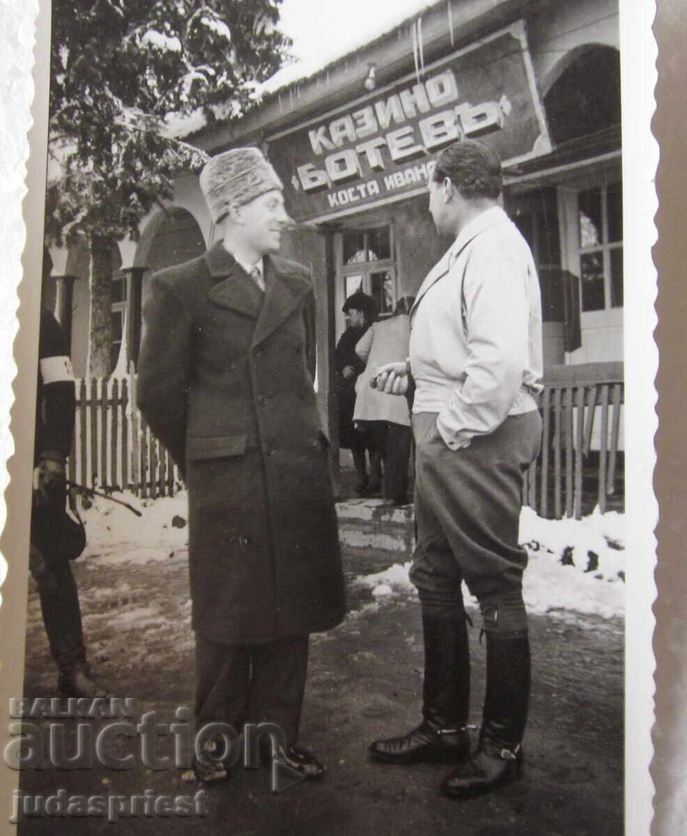 Regatul Bulgariei fotografie cazinou Botev Botev