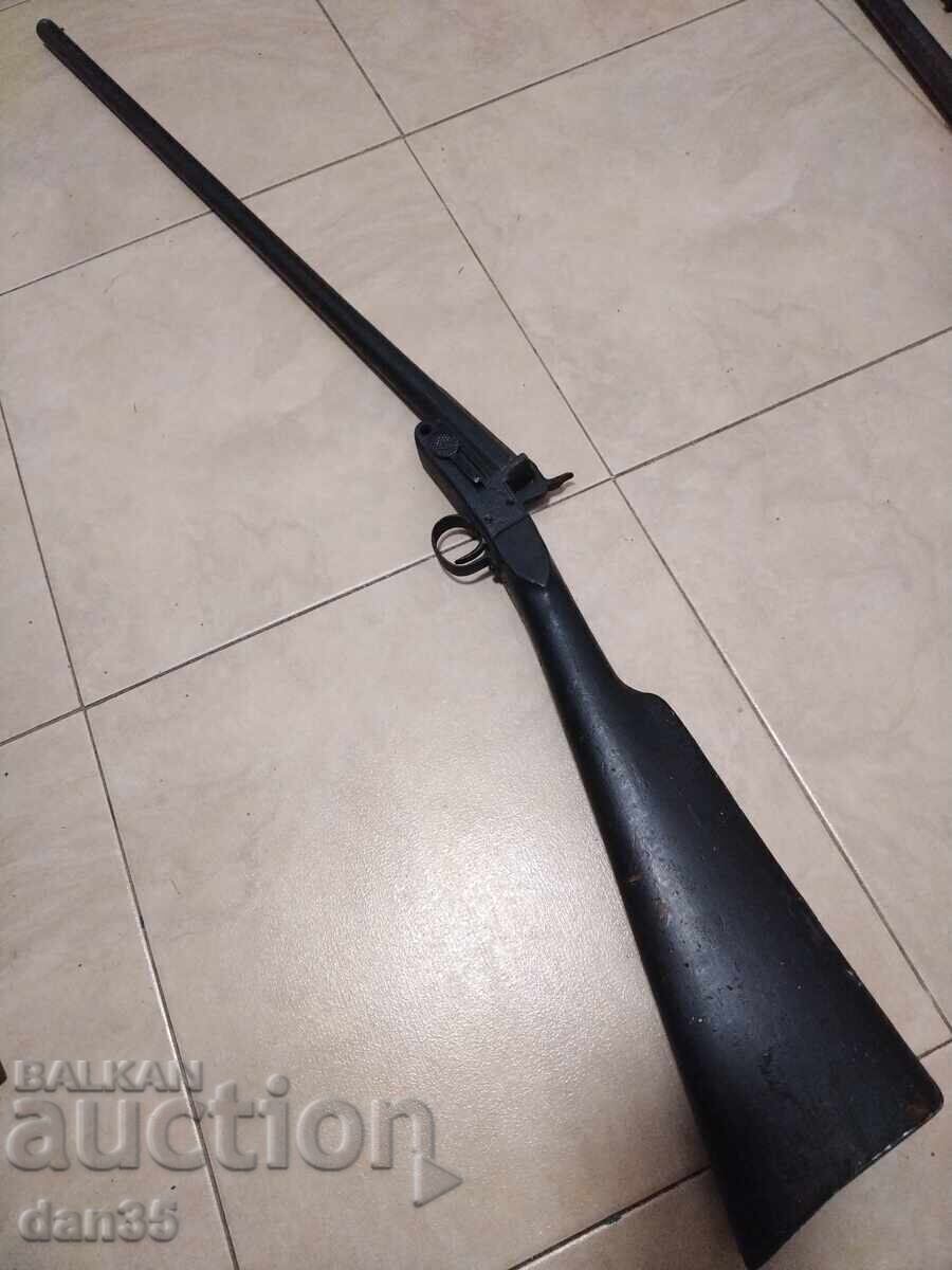 VECHIE PUȘCĂ DE VÂNĂTOARE TEK – STÂNGA