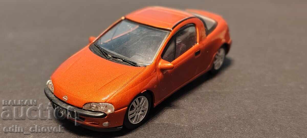 1/43 Schuco Българска Opel Tigra. с цена € 35.00 | 68.45 лв.