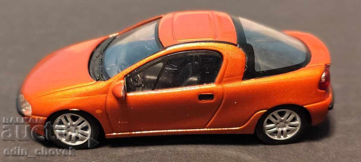 Аукцион 1/43 Schuco Българска Opel Tigra.