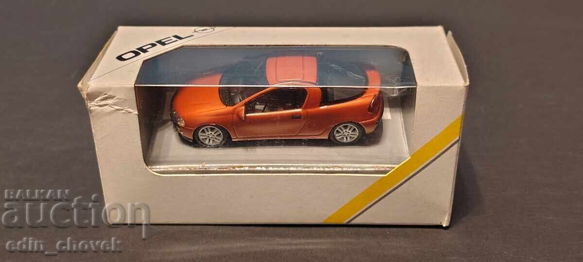 1/43 Schuco Bŭlgarska Opel Tigra
