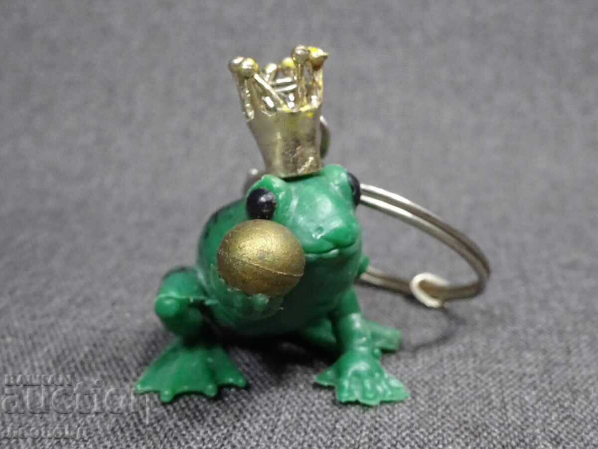 STAR RETRO KLYUCHODŬRZHATEL GUMENA FIGURKA ZHABOK PRINTS με τιμή € 5.00 | 9.78 BGN