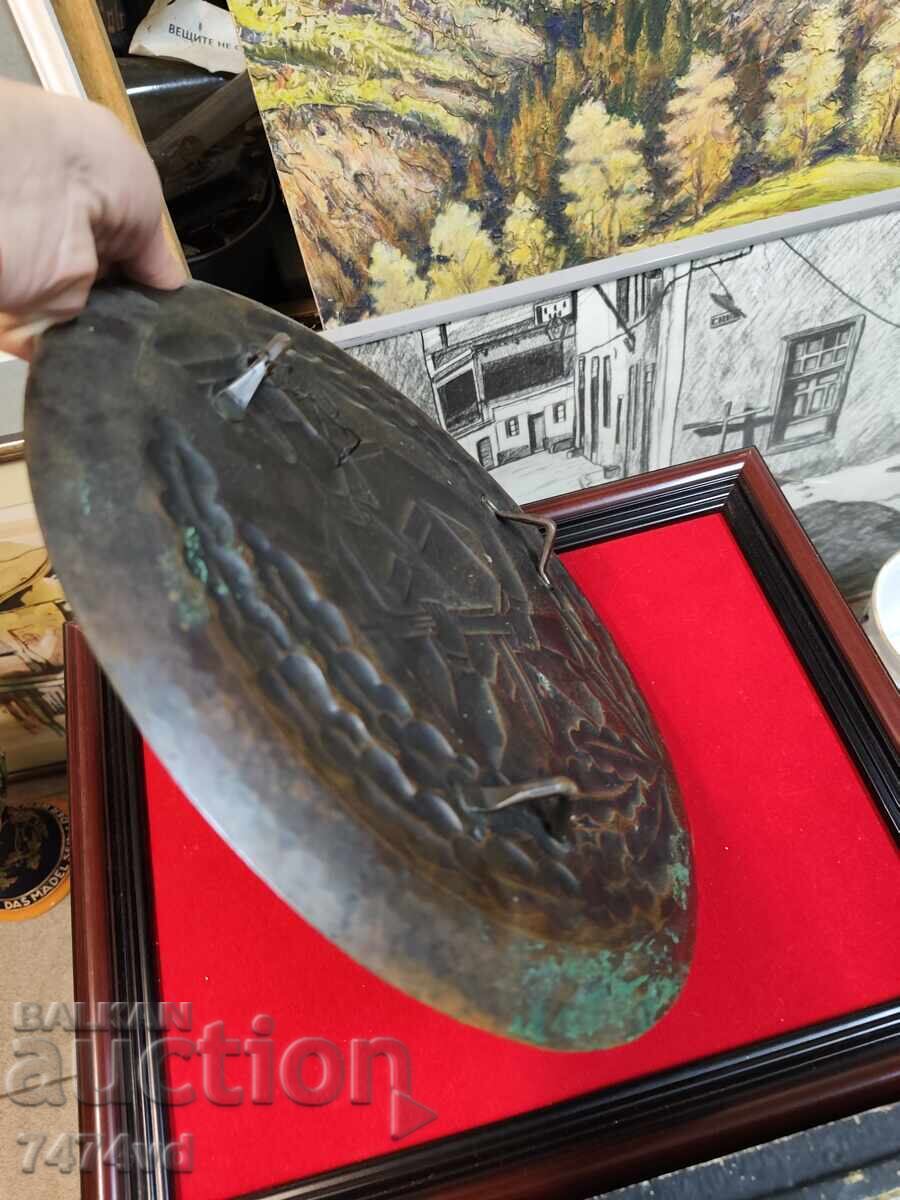 Livrarea Tavă masivă de cupru, tematică militară, grănicer!