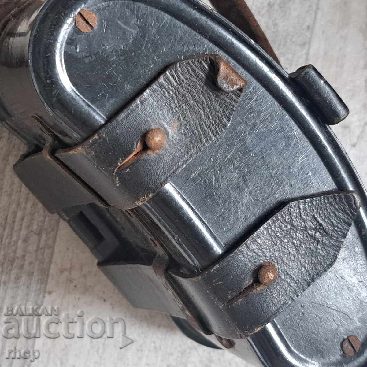 Βακελιτοκουτί Βέρμαχτ για κιάλια 6x30 Β' Παγκοσμίου Πολέμου - 6 Βακελιτοκουτί Βέρμαχτ για κιάλια 6x30 Β' Παγκοσμίου Πολέμου - 6