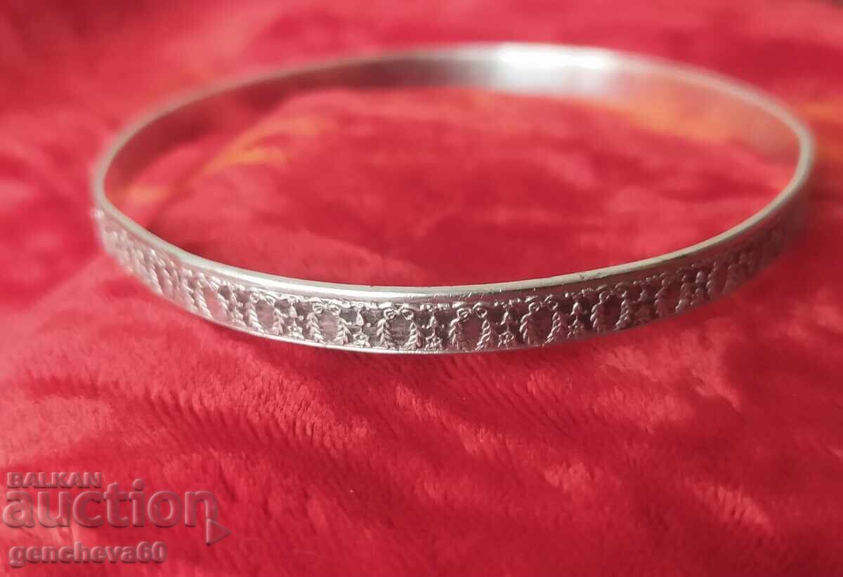 BRĂȚARĂ VINTAGE DIN ARGINT GRAVAT cu preț € 35.00 | 68.45 BGN