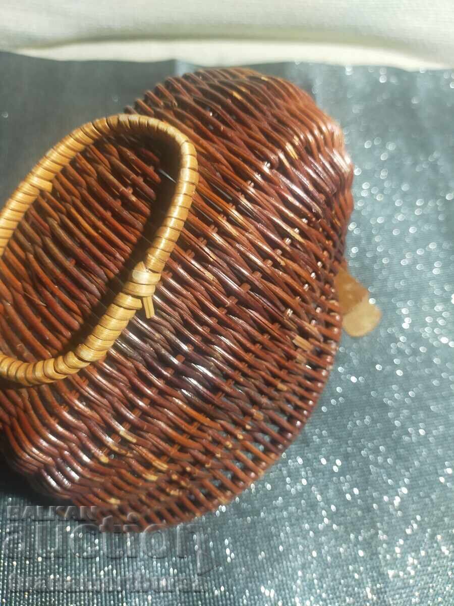 duck from a woven basket - 5