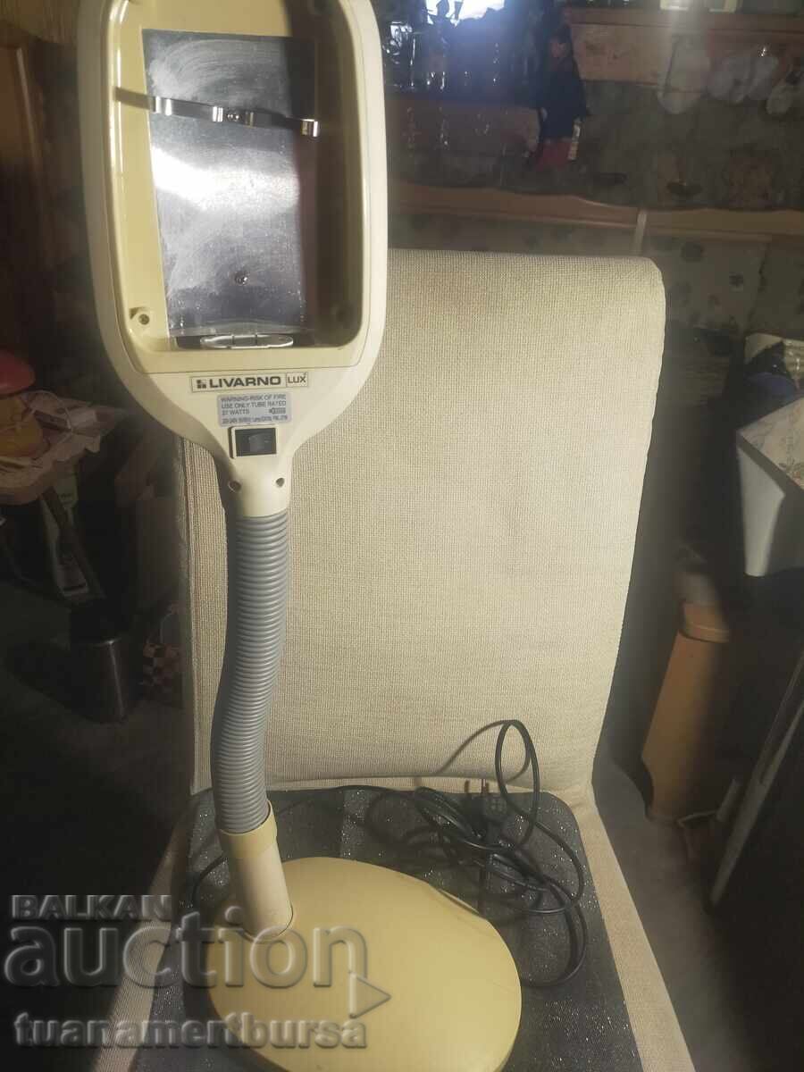 Lampă de masă retro mare cu preț € 25.00 | 48.90 BGN
