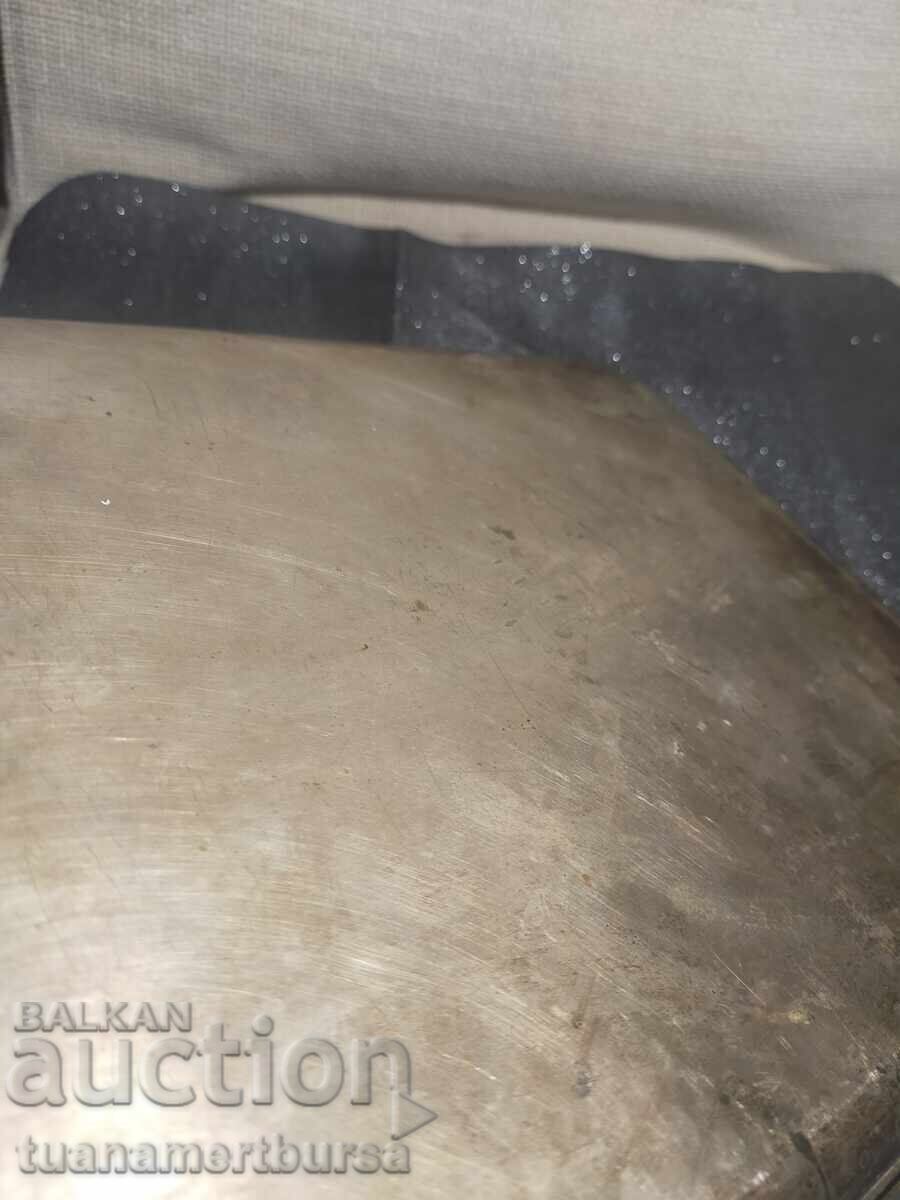 παλιός μεταλλικός δίσκος - 5