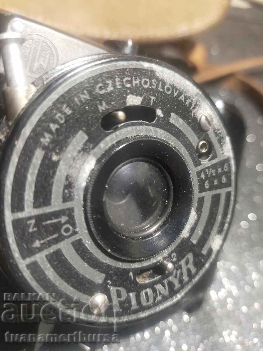 Licitație cameră foto retro