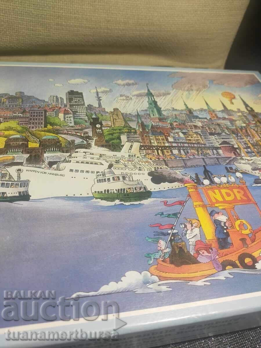 Puzzle urban animat cu preț € 12.00 | 23.47 BGN Puzzle urban animat cu preț € 12.00 | 23.47 BGN