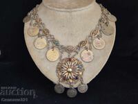 Vŭzrazhdenski srebŭren nakit sachan