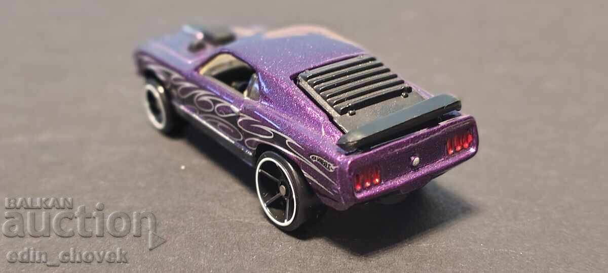 HotWheels 1997 Mustang Mach Malaysia cu preț € 1.00 | 1.96 BGN