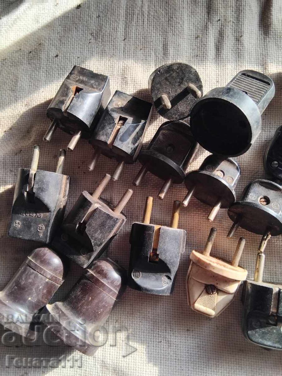 Lot of old bakelite plugs with price € 20.00 | 39.12 BGN Lot of old bakelite plugs with price € 20.00 | 39.12 BGN