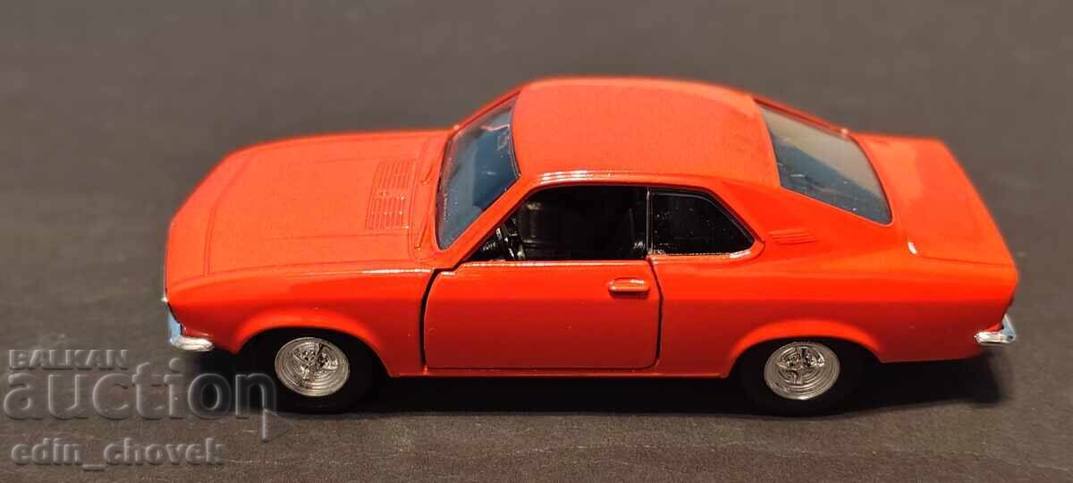 Welly NEX Opel Manta A 1970, scară 1:34 cu preț € 5.50 | 10.76 BGN