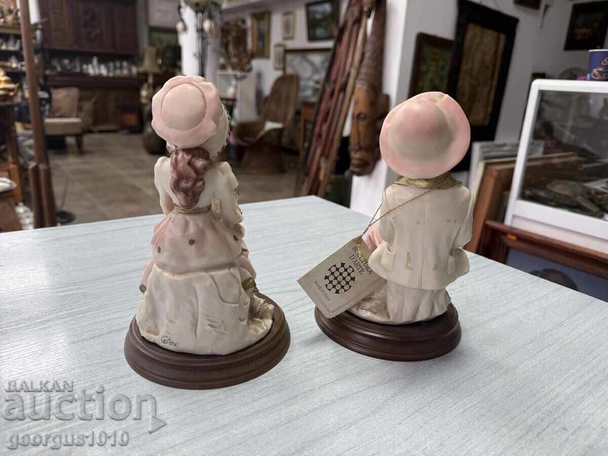 Livrarea Pereche de figurine de colecție Capodimonte nr. 8078