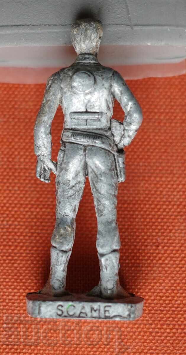 Kinder Surprise Kinder Surprise με τιμή € 5.00 | 9.78 BGN Kinder Surprise Kinder Surprise με τιμή € 5.00 | 9.78 BGN