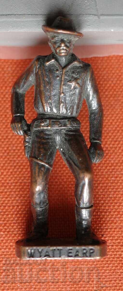 Kinder Surprise Kinder Surpriză Kinder Surprise Kinder Surpriză