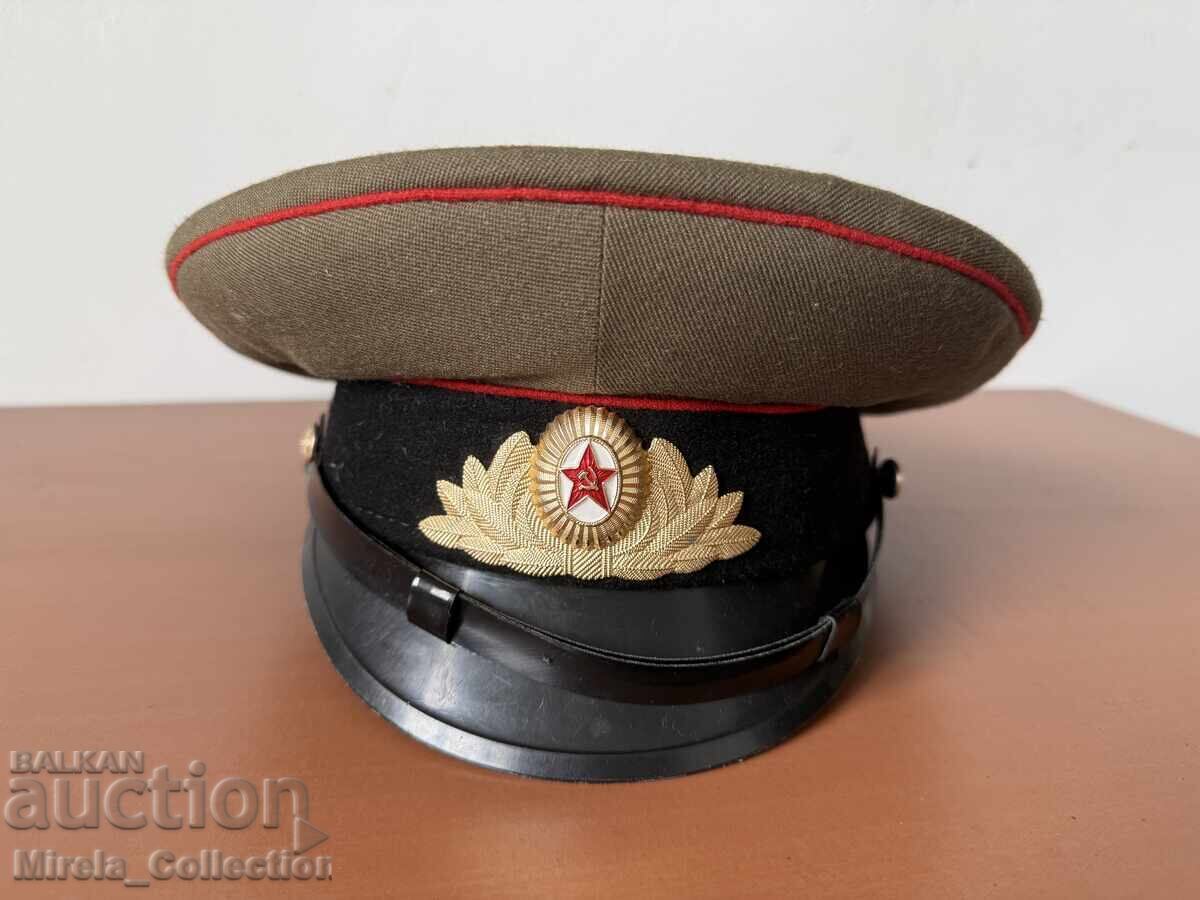 Licitație Șapcă militară sovietică de ofițer general pentru uniformă Licitație Șapcă militară sovietică de ofițer general pentru uniformă