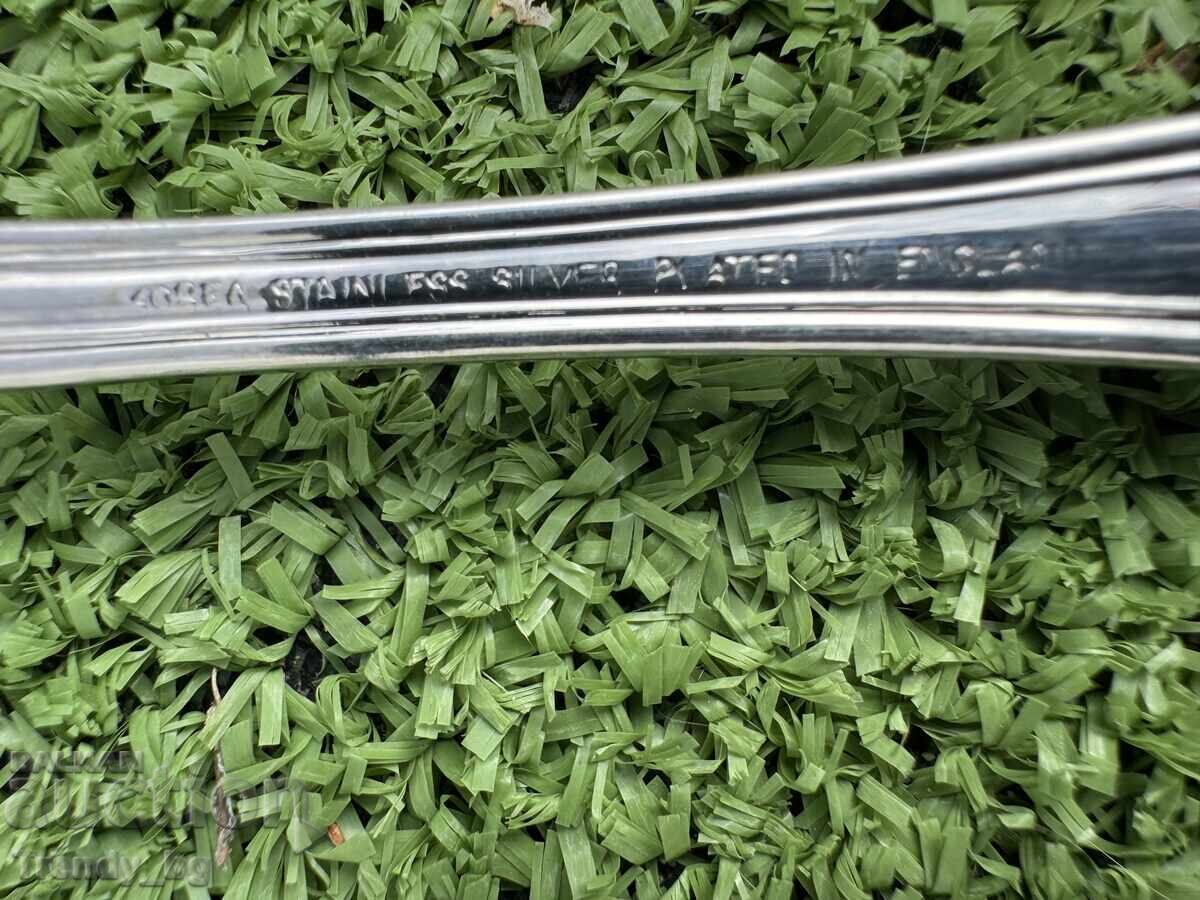 Livrarea Set lux de tacâmuri 12 piese KINGS PATTERN - Anglia Livrarea Set lux de tacâmuri 12 piese KINGS PATTERN - Anglia