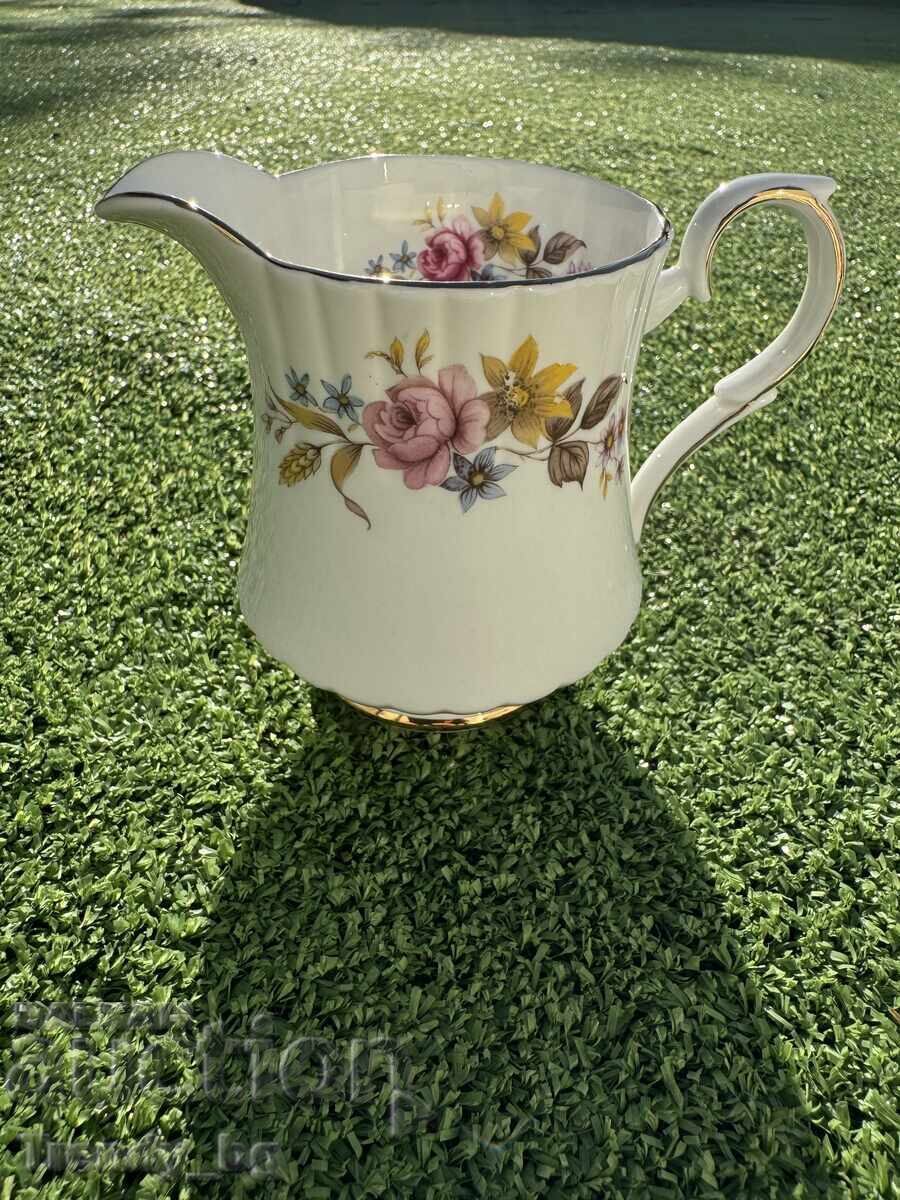 Adevărată clasică englezească – Royal Stafford, set de 21 piese - 6