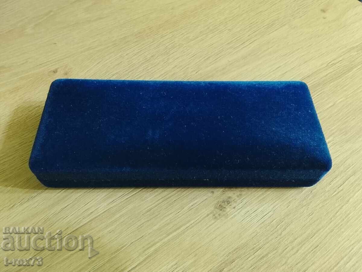 Αντίγραφα σε κουτί - 5 Αντίγραφα σε κουτί - 5