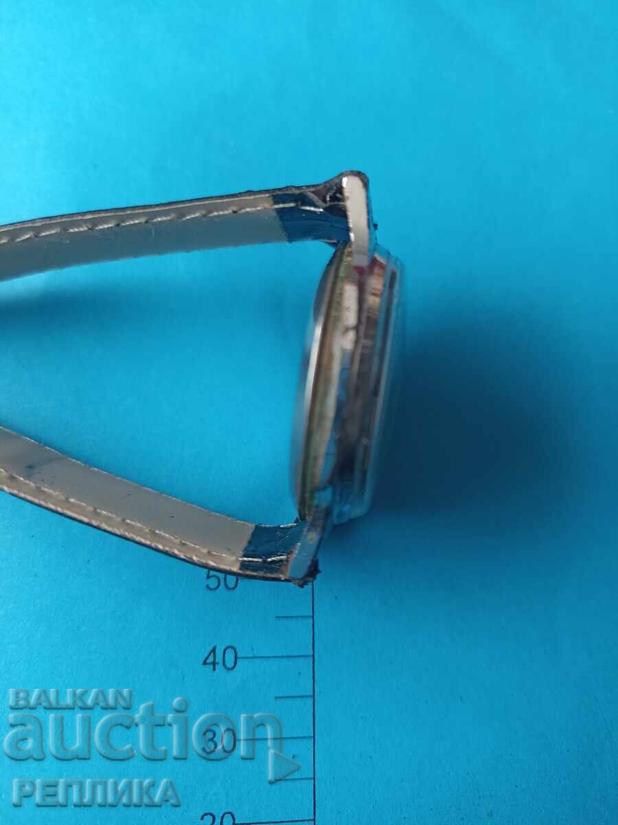 Ceas rusesc de colecție vechi Pobeda - 6 Ceas rusesc de colecție vechi Pobeda - 6