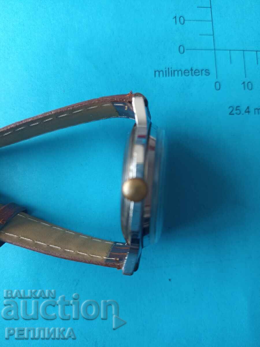 Ceas rusesc de colecție vechi Pobeda - 5