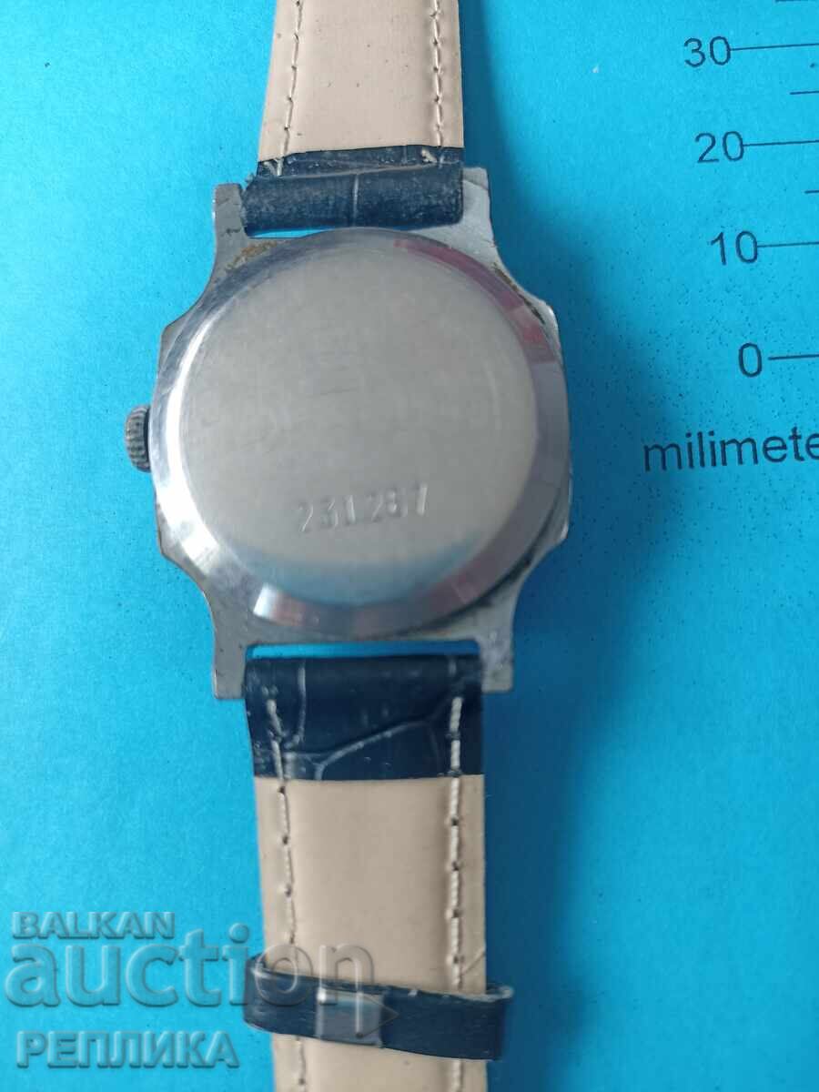 Ceas rusesc de colecție vechi Pobeda - 7