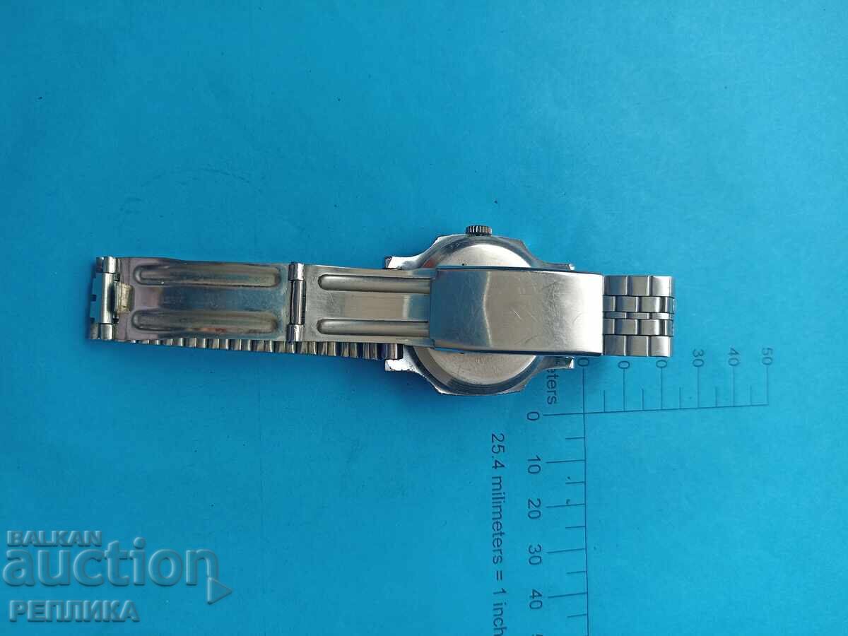 Licitație Ceas rusesc de colecție vechi Pobeda Licitație Ceas rusesc de colecție vechi Pobeda